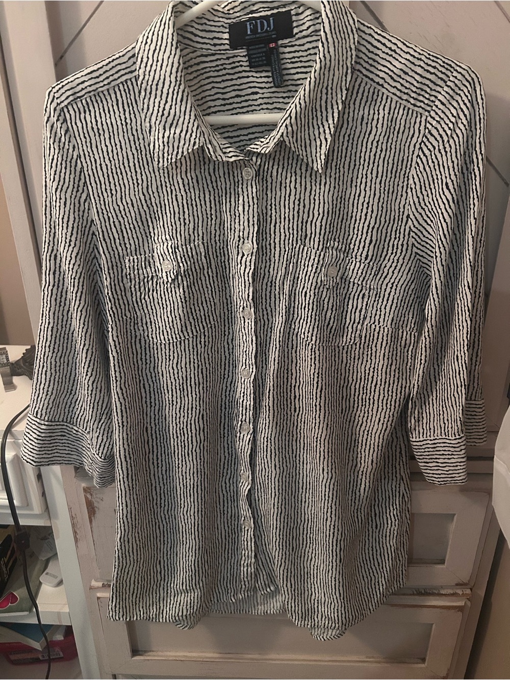 FDJ Vintage 100% Viscose Striped Button Down Shirt Blouse Size 8 Black White
